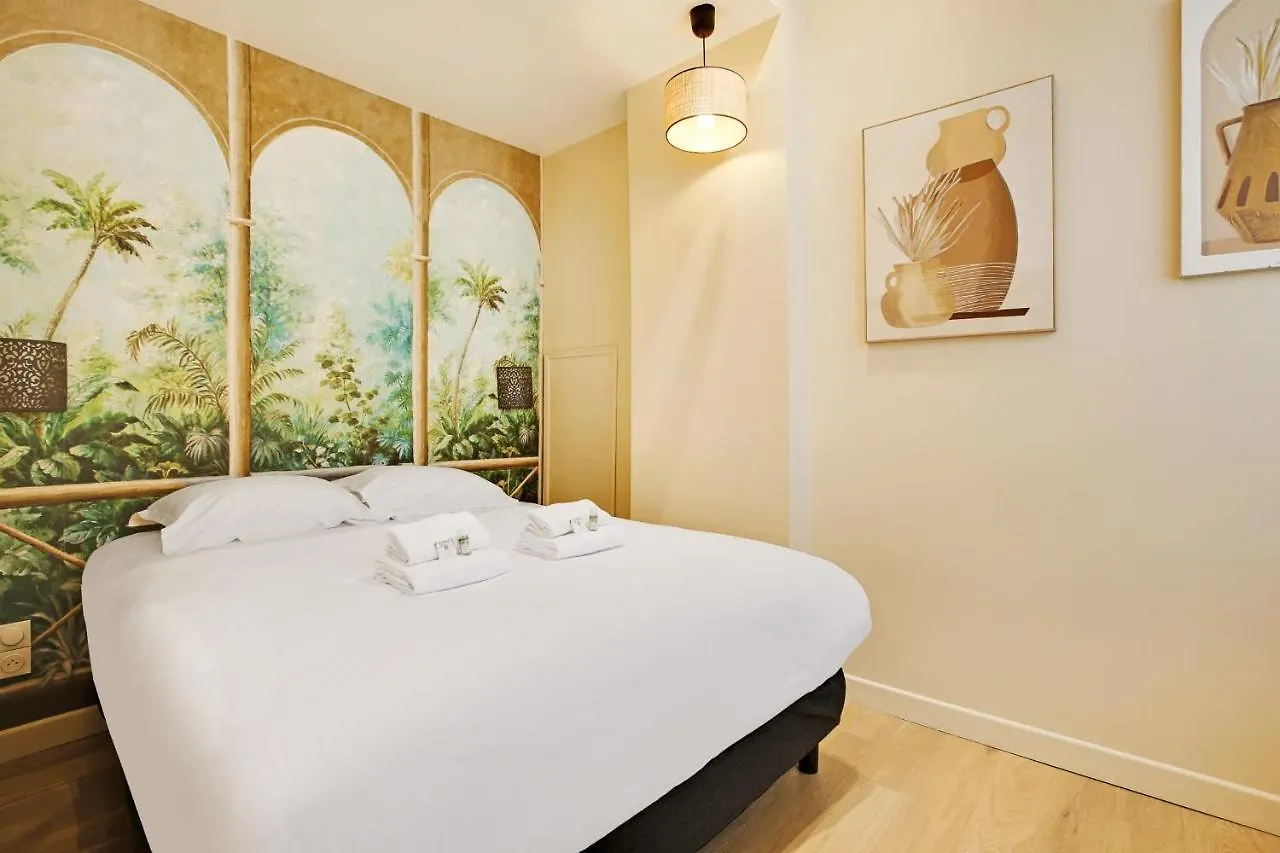New And Bright Apartment 4 People Paris