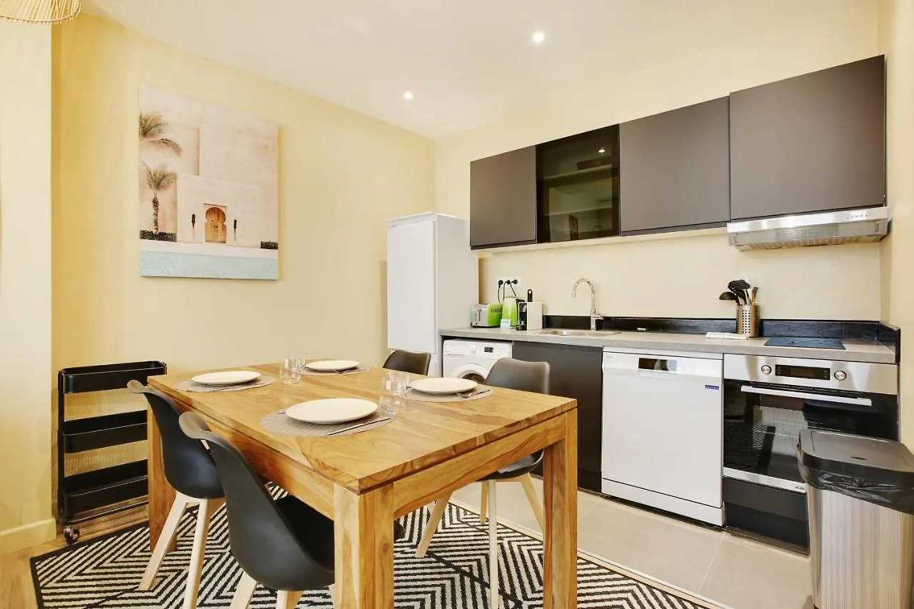 New And Bright Apartment 4 People Paris 0*,  France